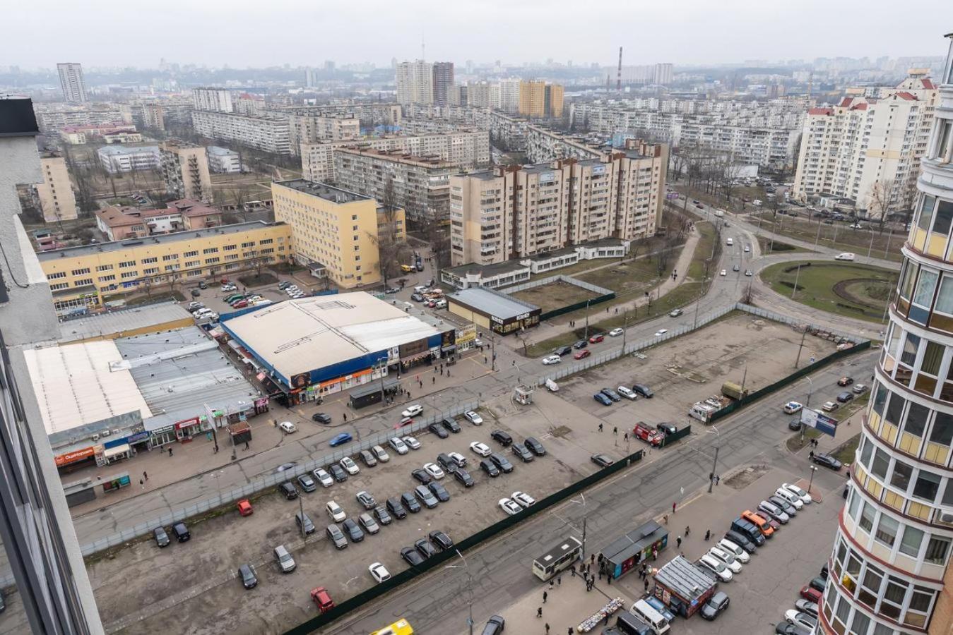 Comfort Apartment Near Minskaya Metro Station And Dreamtown Kyiv Exterior photo